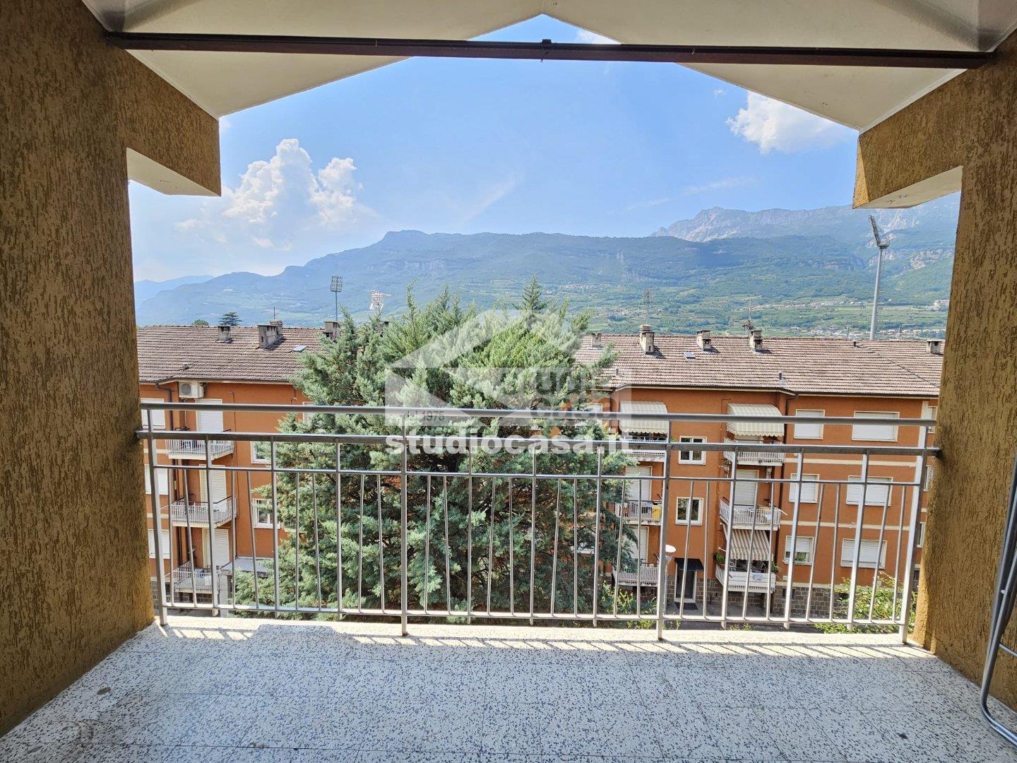 Stanza in Appartamento in affitto a Rovereto