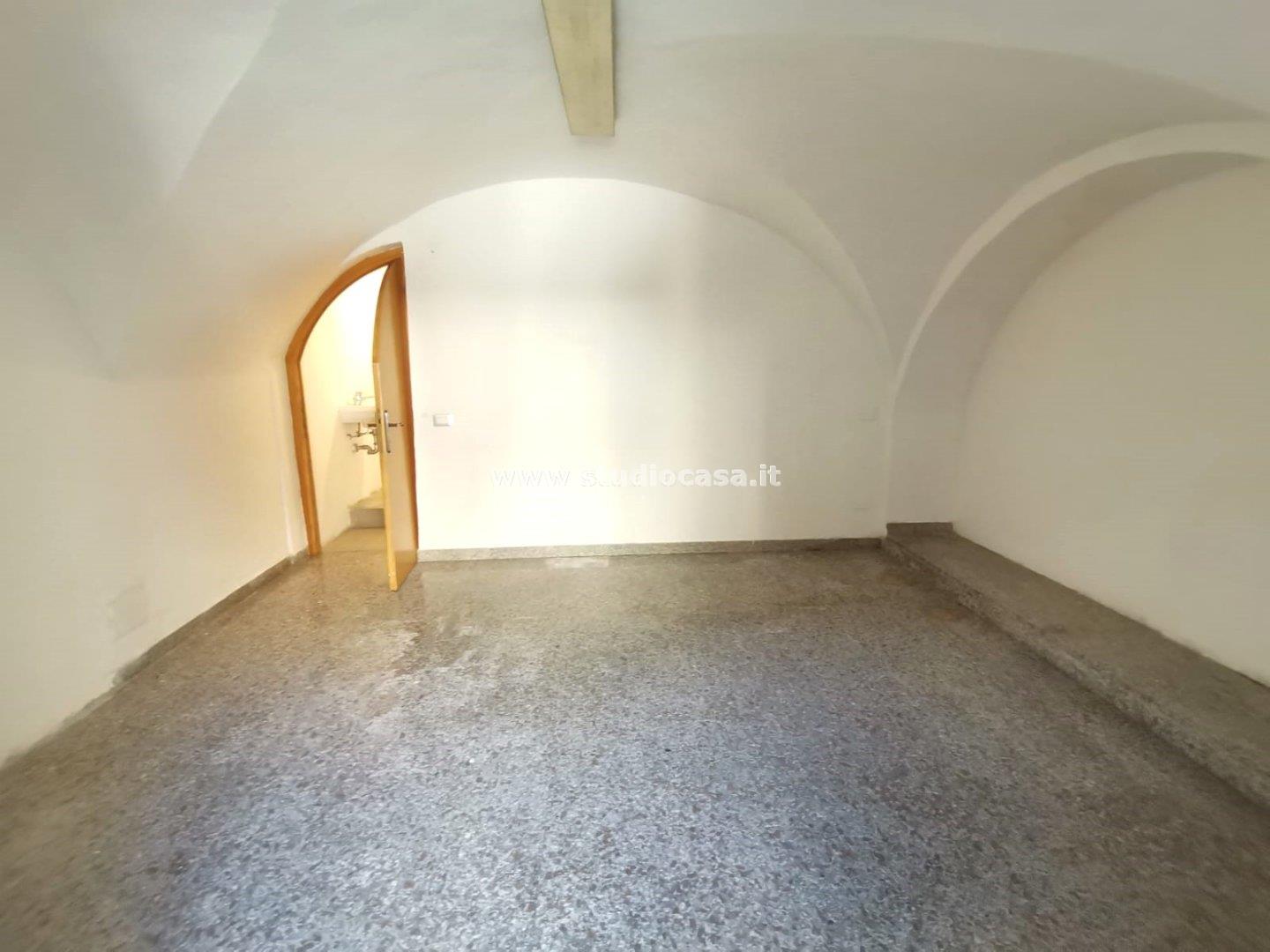 Box / Autorimessa in vendita a Volano