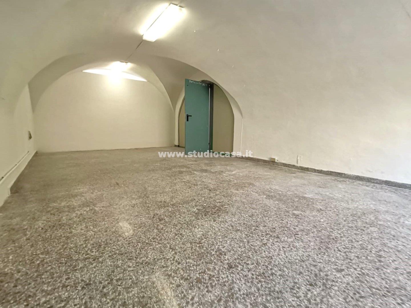 Box / Autorimessa in vendita a Volano