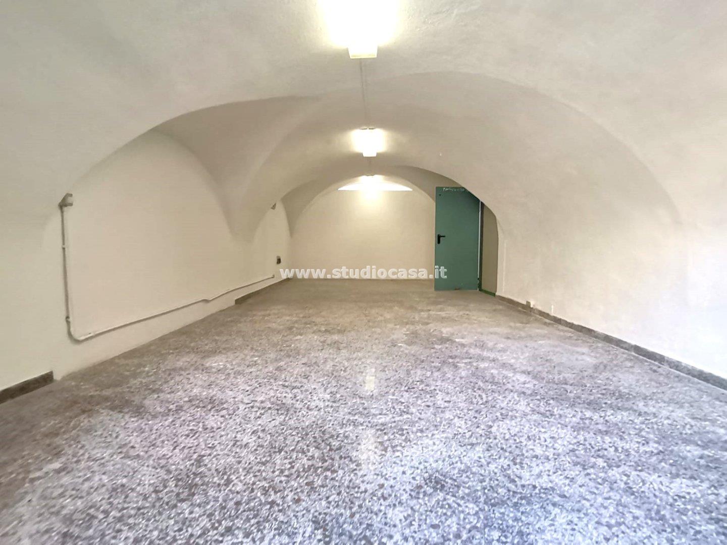 Box / Autorimessa in vendita a Volano