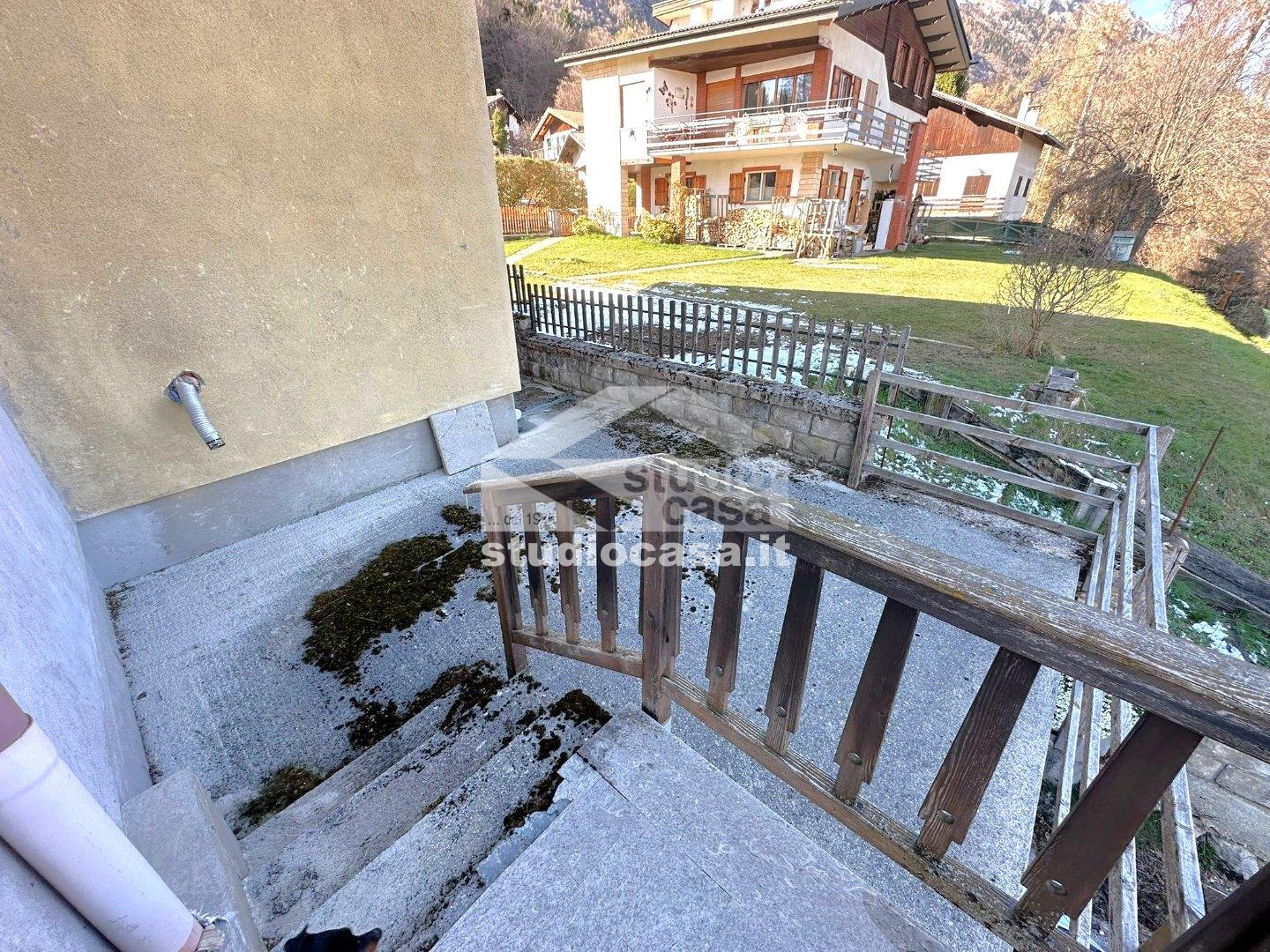 Villa Unifamiliare in vendita a Isera