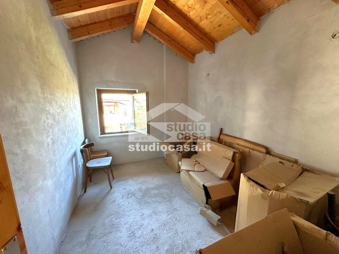 Villa Unifamiliare in vendita a Isera