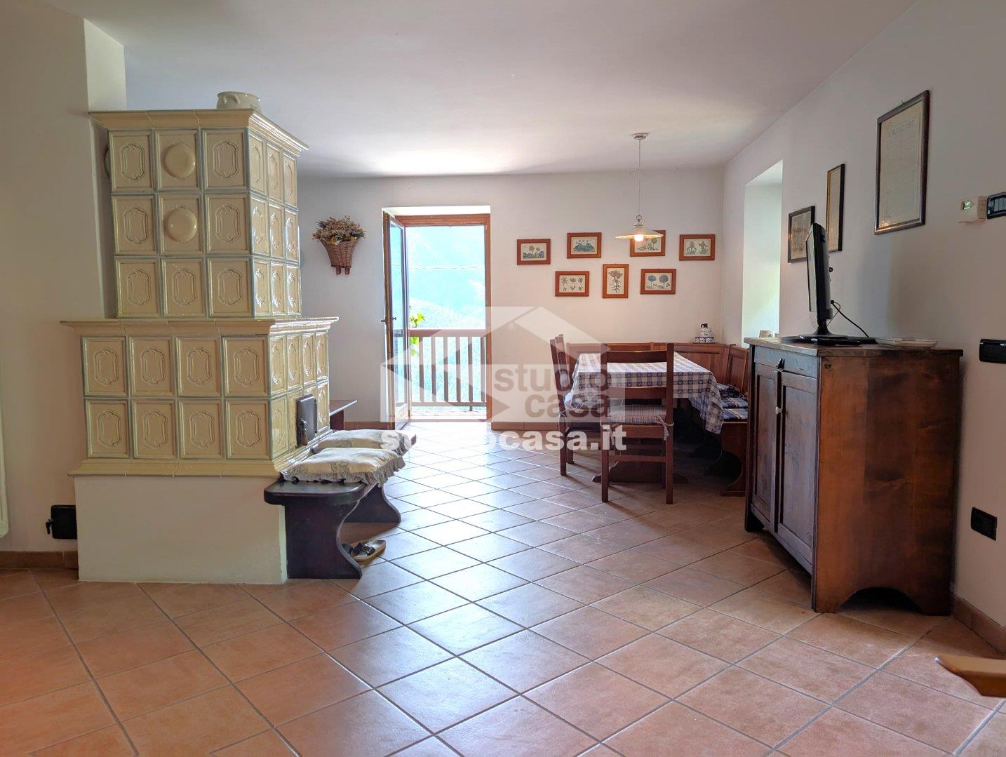 Appartamento in vendita a Terragnolo