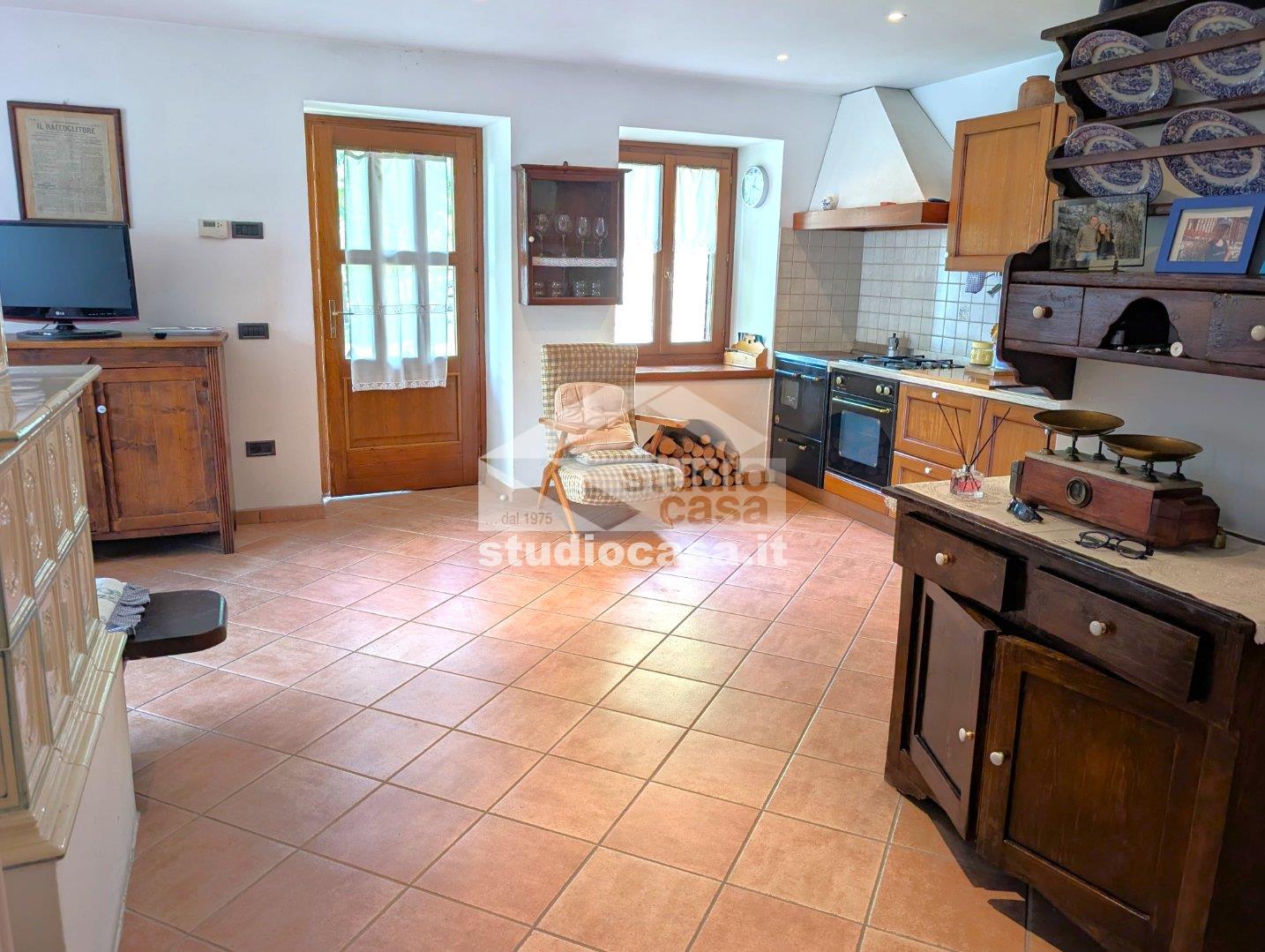 Appartamento in vendita a Terragnolo