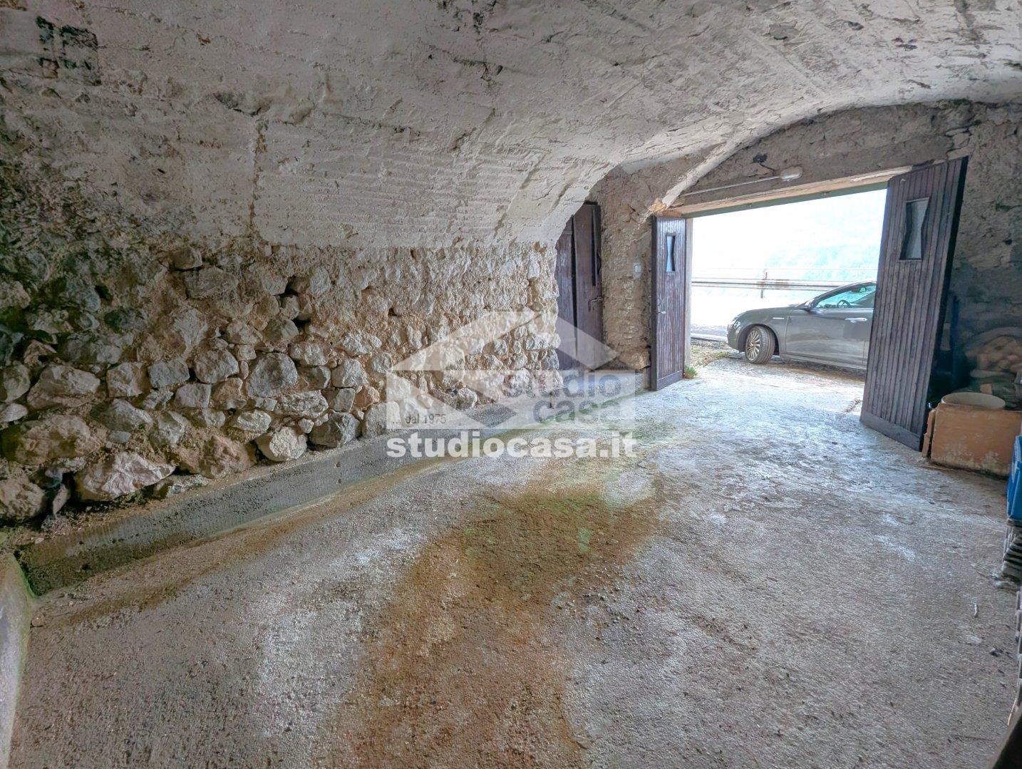 Appartamento in vendita a Terragnolo