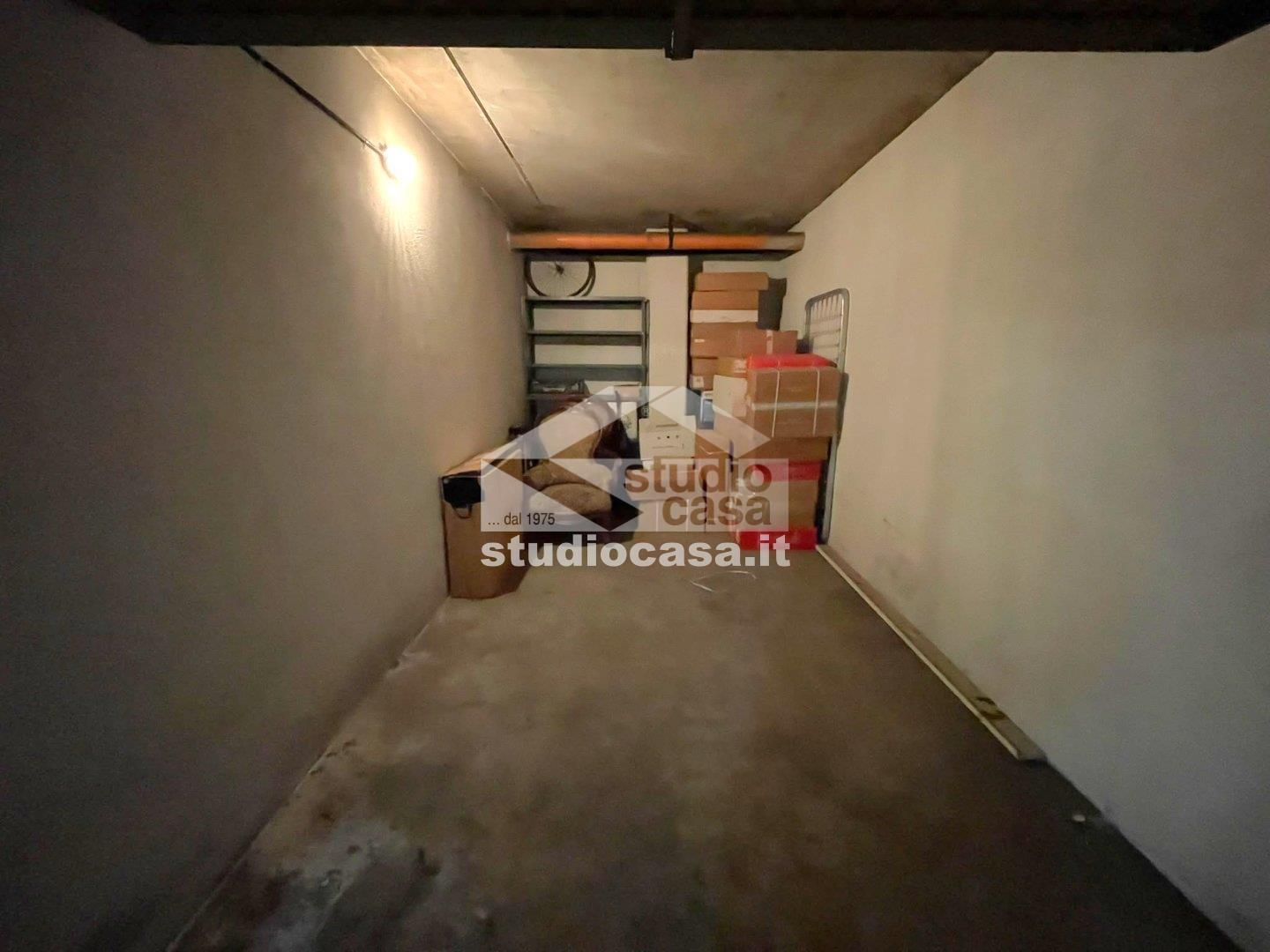 Box / Autorimessa in vendita a Rovereto