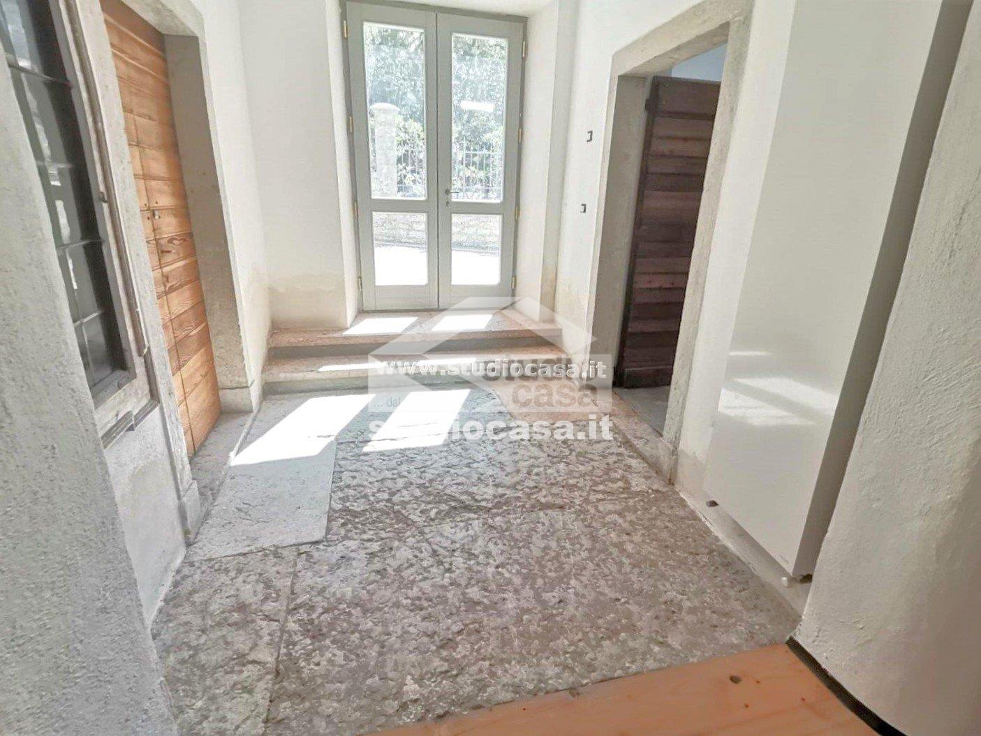 Stanza in Appartamento in affitto a Rovereto