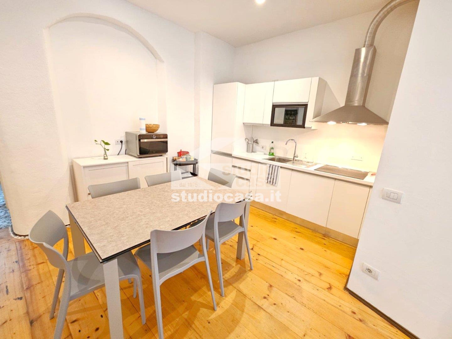 Stanza in Appartamento in affitto a Rovereto