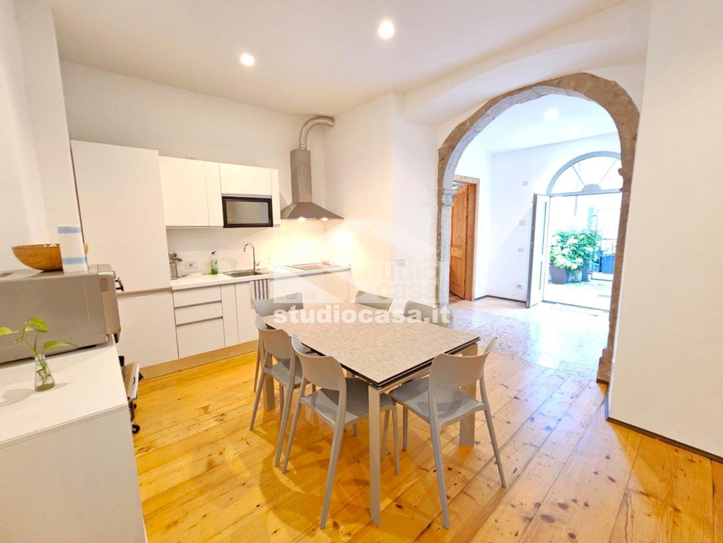 Stanza in Appartamento in affitto a Rovereto