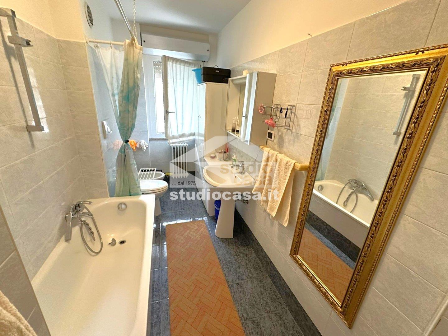 Stanza in Appartamento in affitto a Rovereto