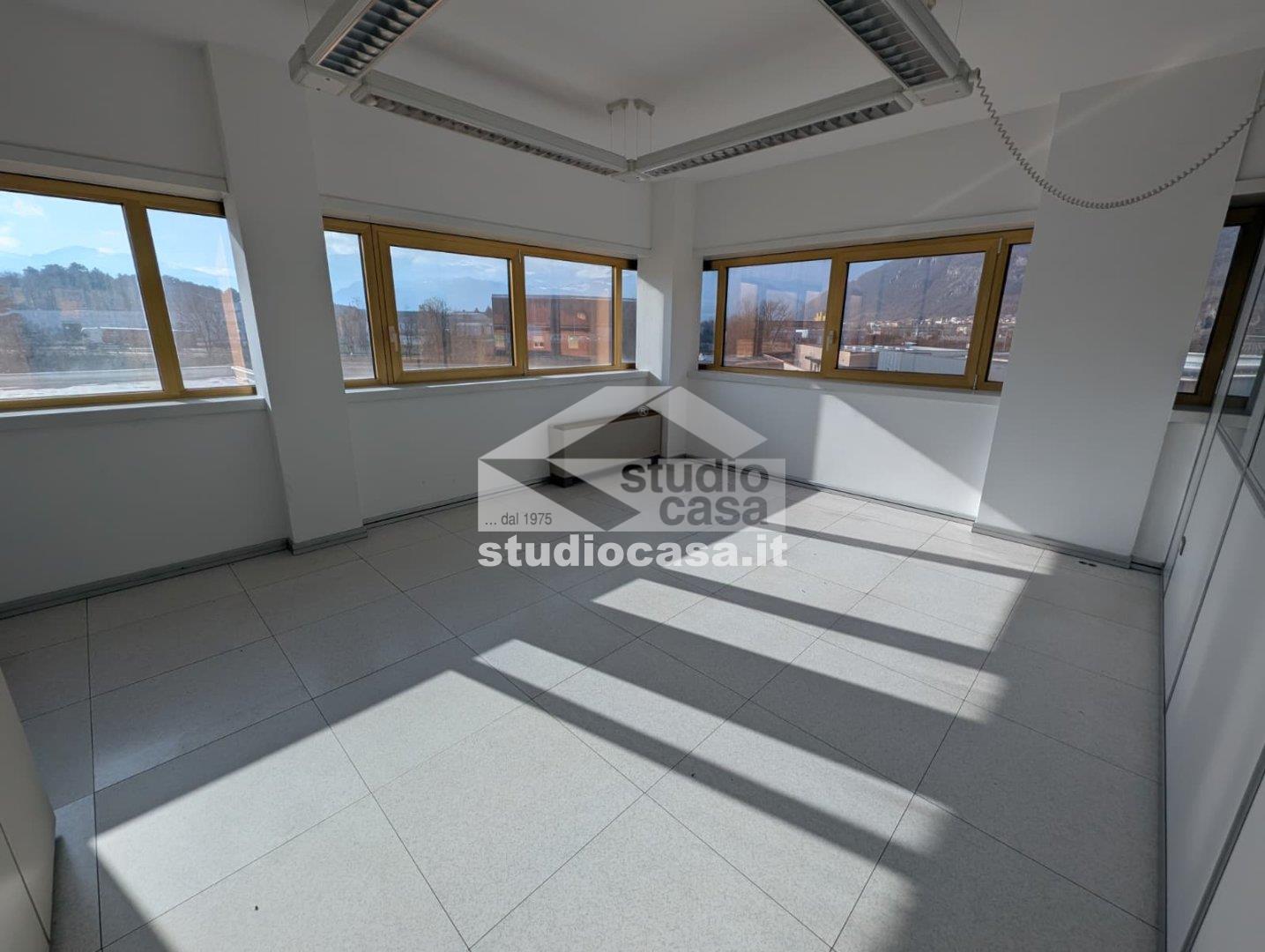 Ufficio in affitto a Rovereto