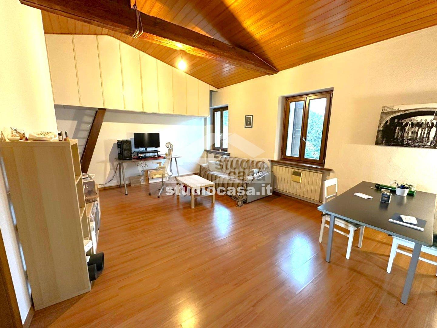 Appartamento in affitto a Rovereto