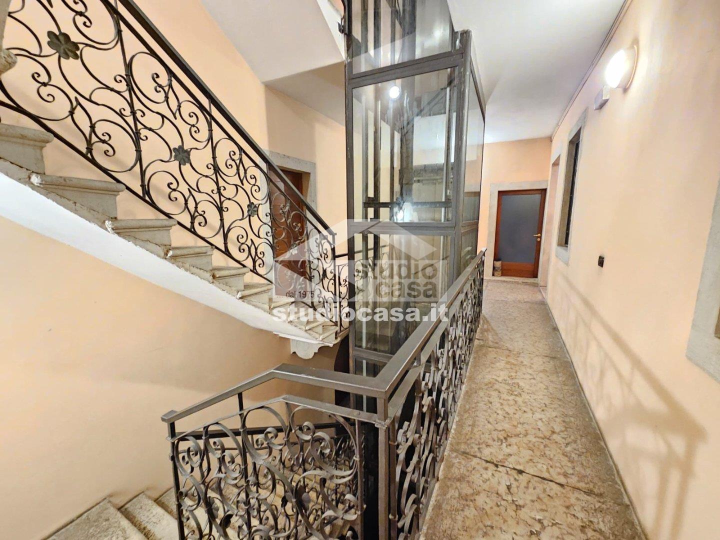 Appartamento in vendita a Rovereto