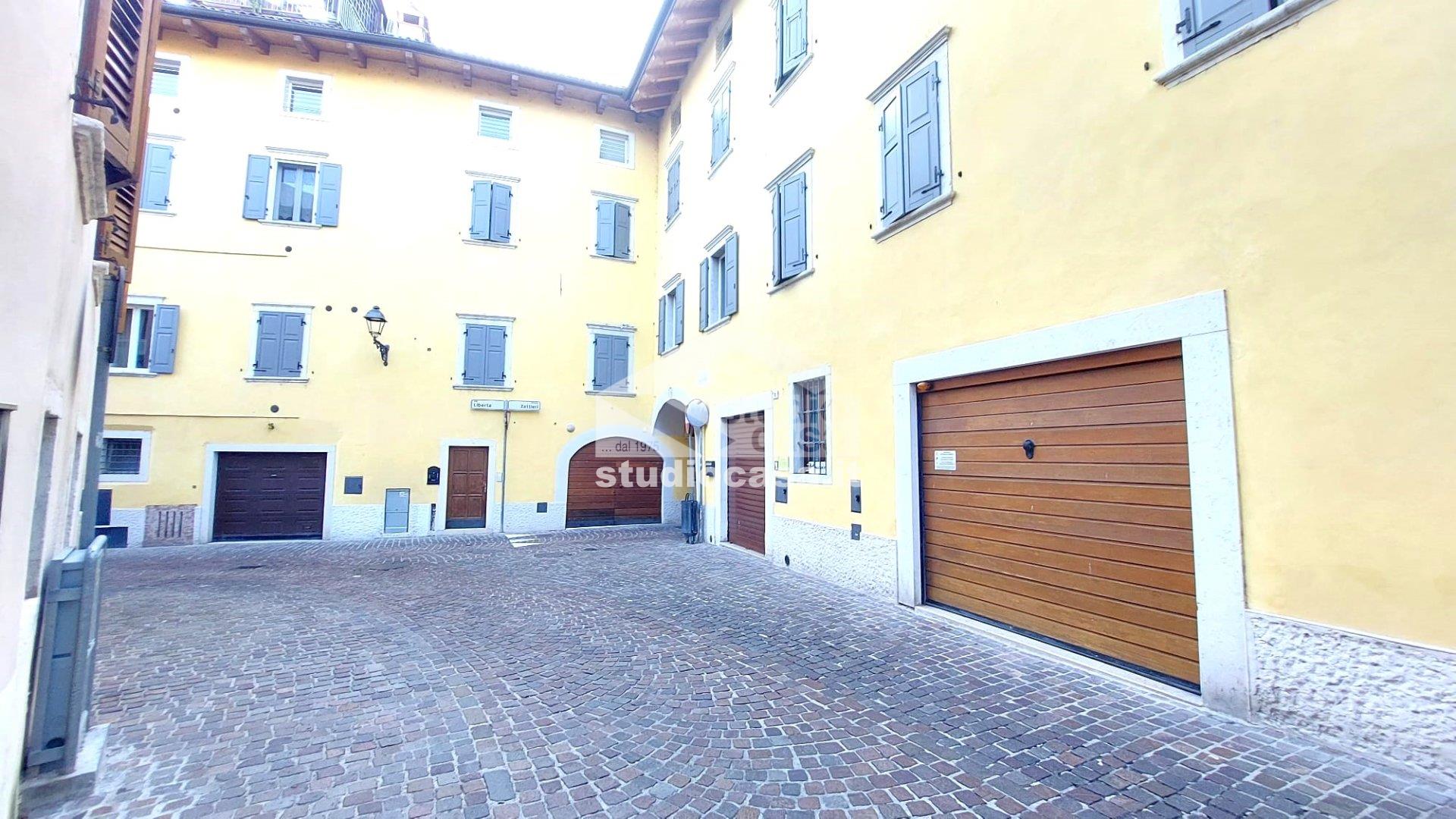 Appartamento in vendita a Rovereto