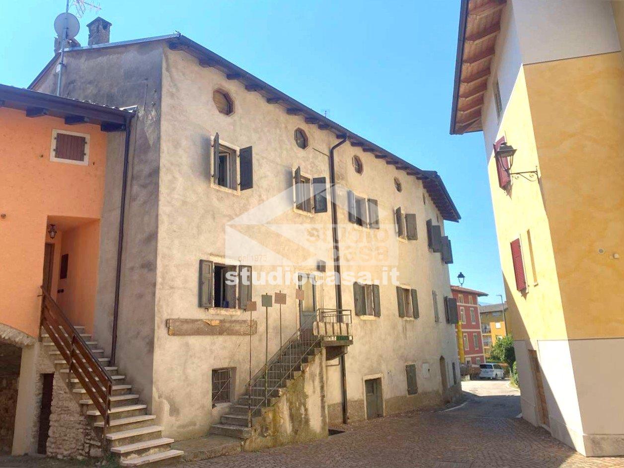 Appartamento in vendita a Rovereto