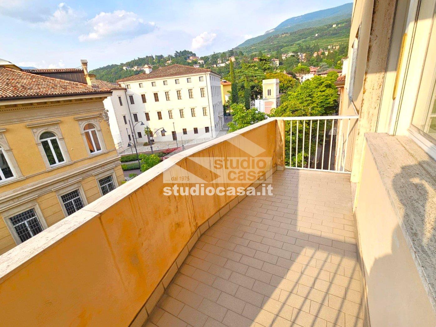 Appartamento in vendita a Rovereto