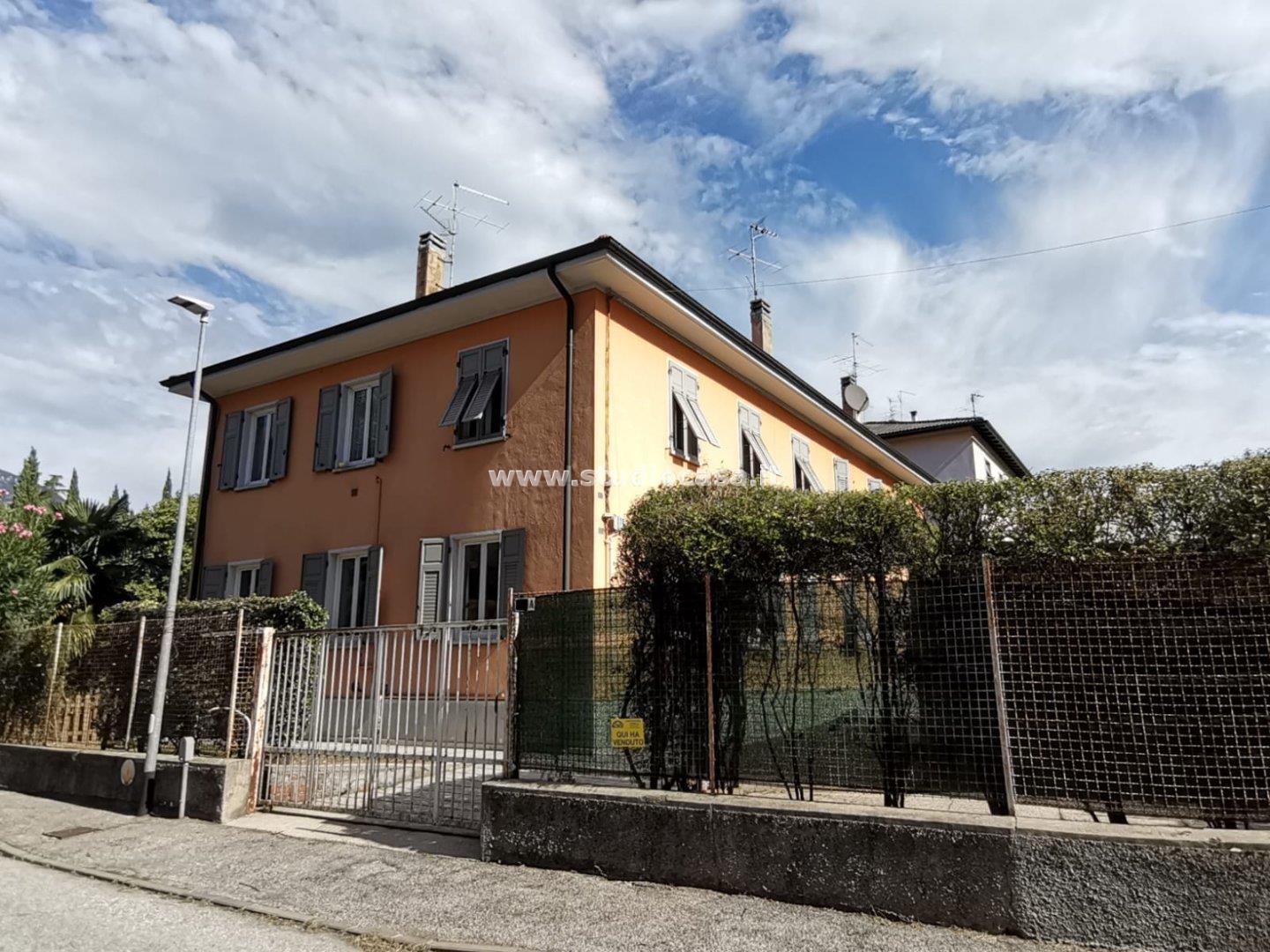 Stanza in Appartamento in affitto a Rovereto