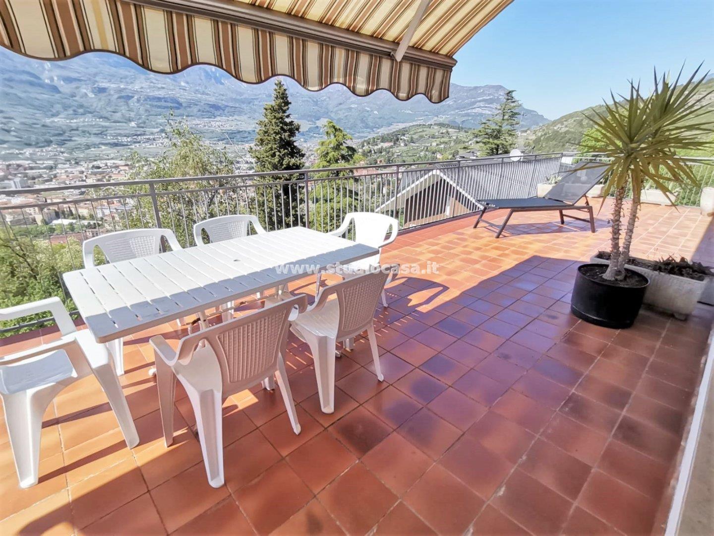 Villa Unifamiliare in vendita a Rovereto