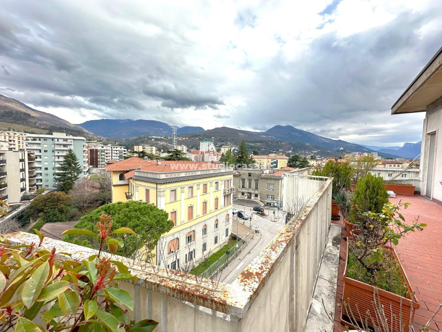 Appartamento in vendita a Rovereto