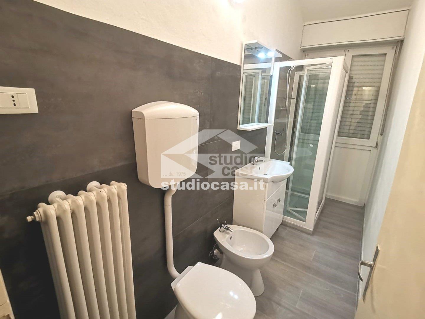 Stanza in Appartamento in affitto a Rovereto