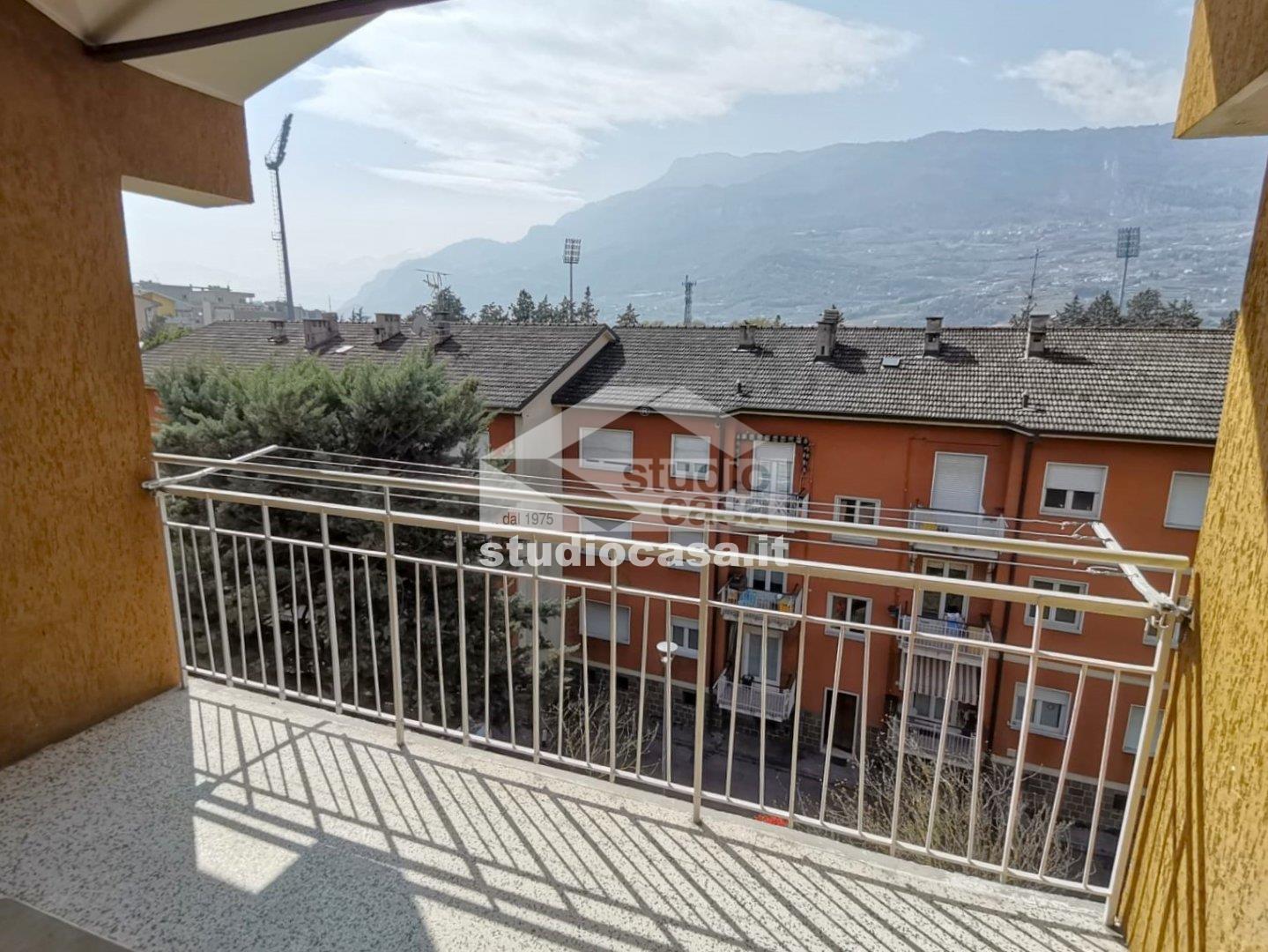 Stanza in Appartamento in affitto a Rovereto