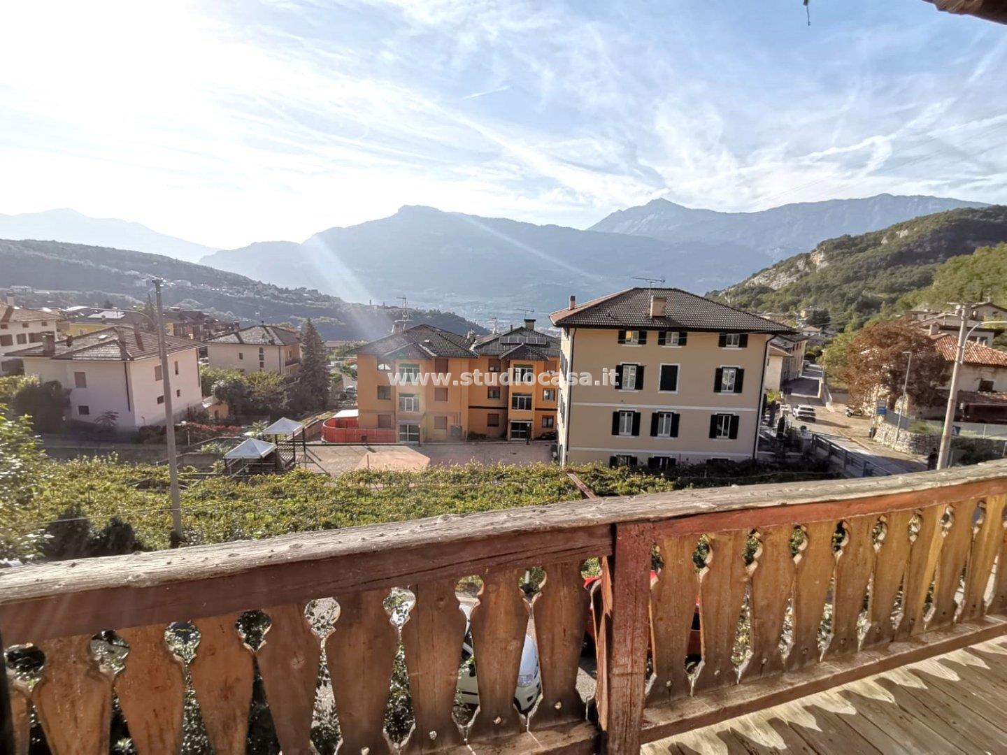 Casa Plurifamiliare in vendita a Rovereto