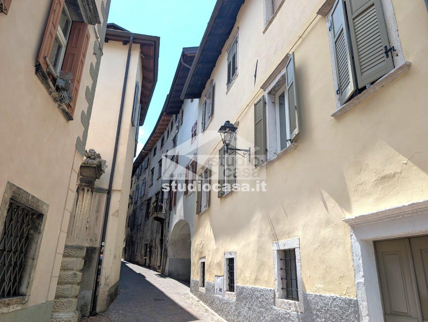 Appartamento in vendita a Rovereto