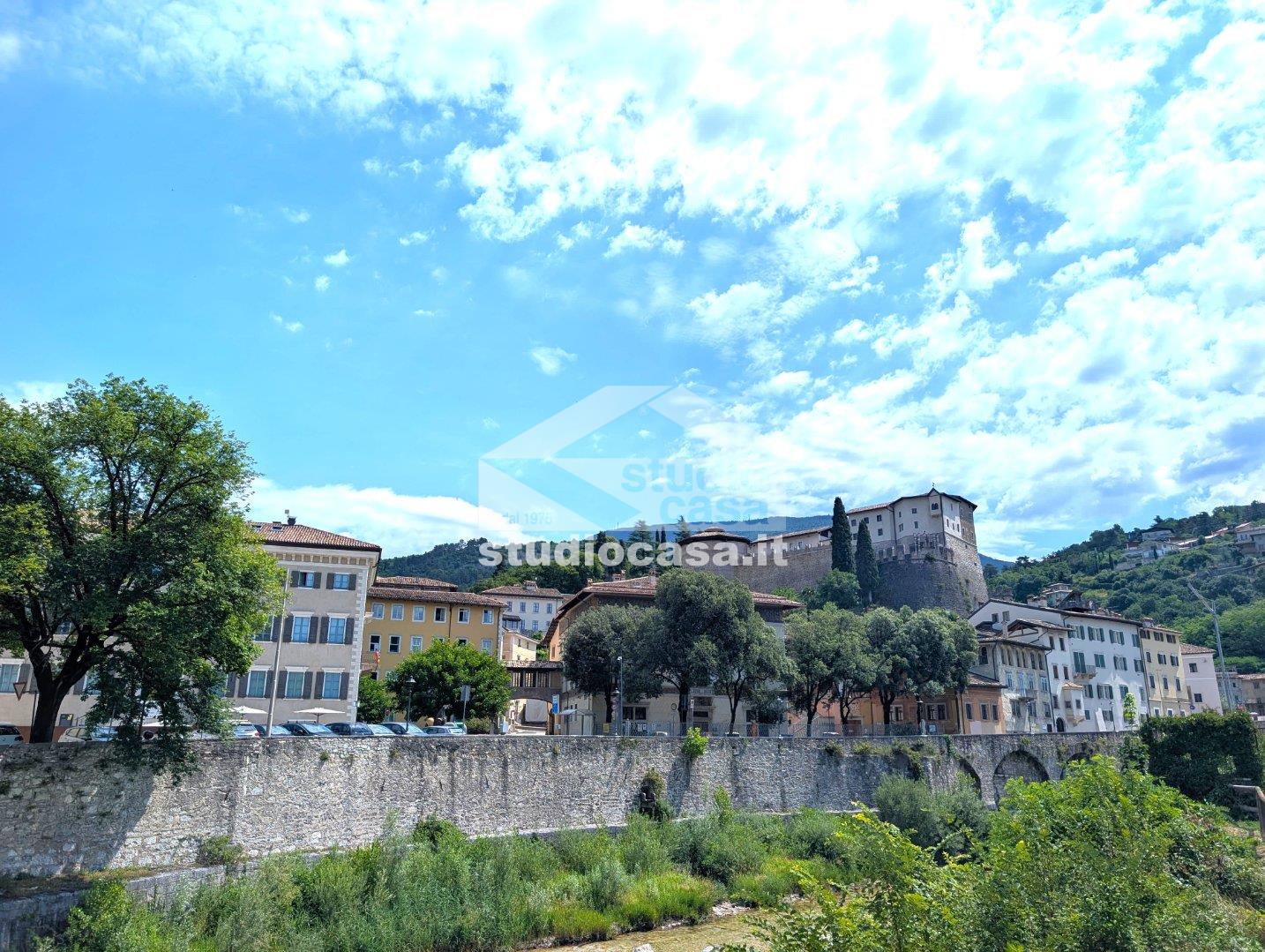 Appartamento in vendita a Rovereto