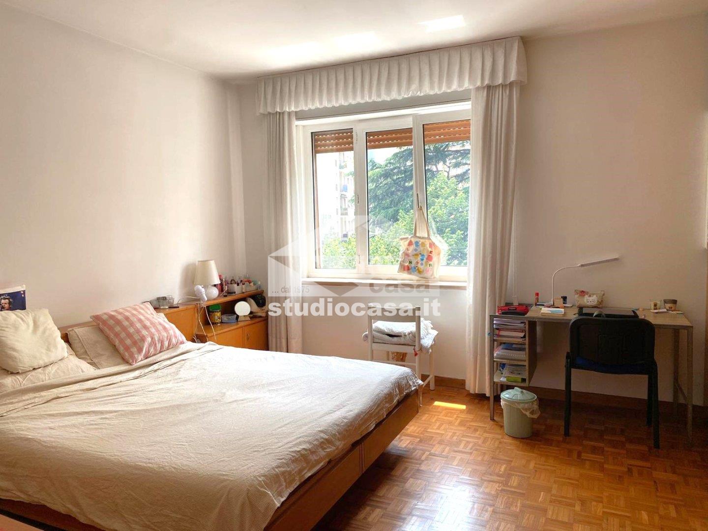 Stanza in Appartamento in affitto a Rovereto