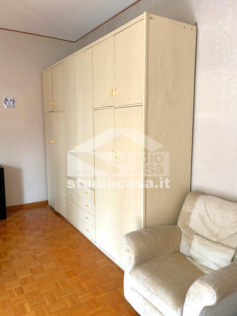 Stanza in Appartamento in affitto a Rovereto