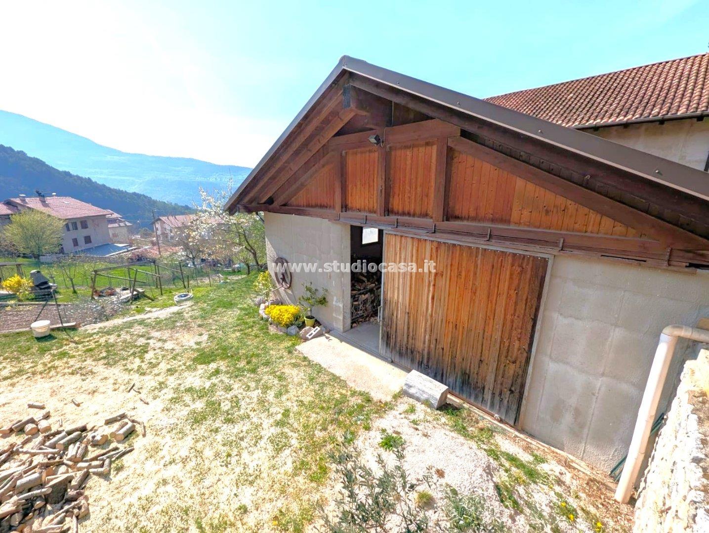 Magazzino in vendita a Trambileno