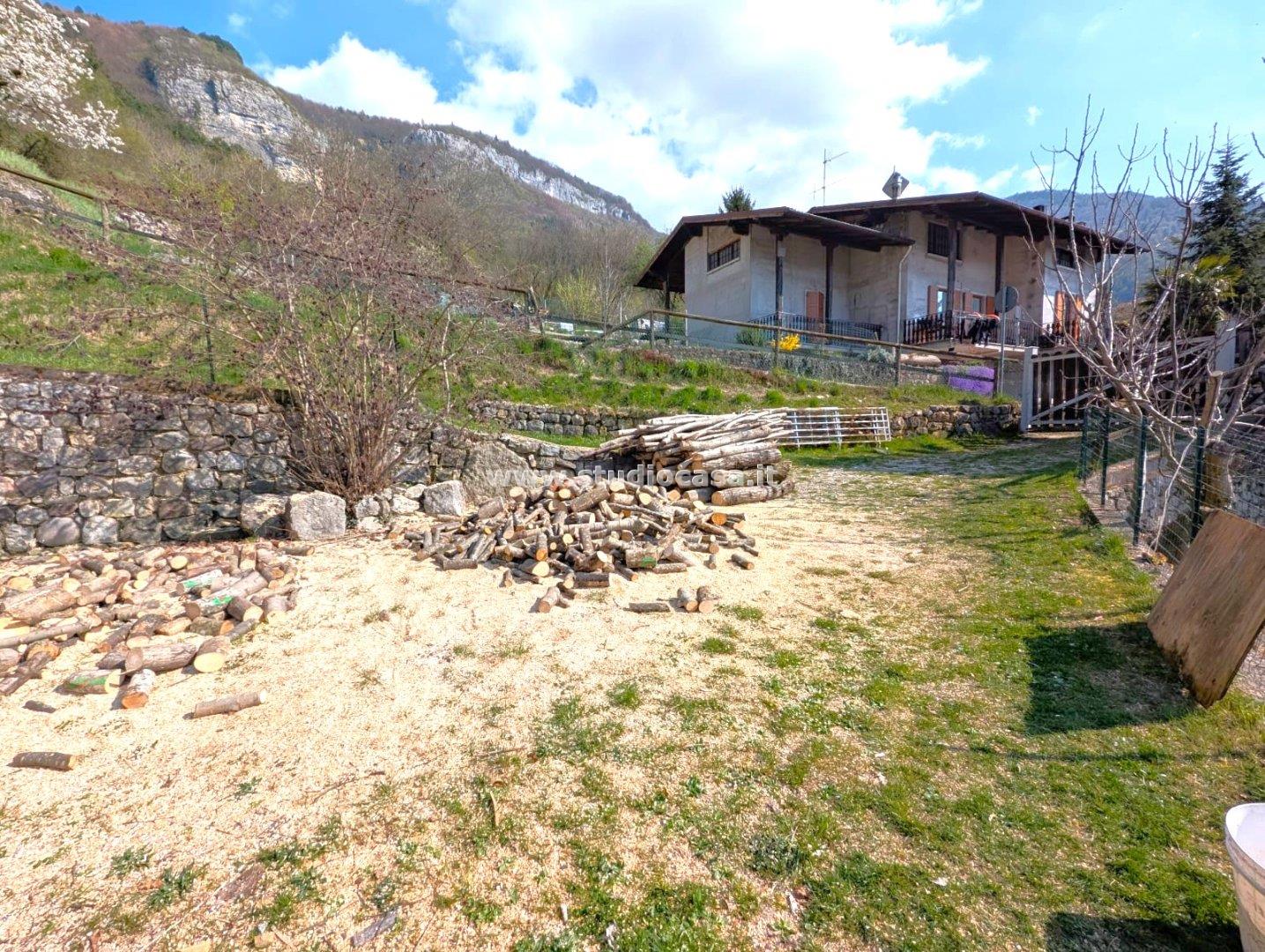 Magazzino in vendita a Trambileno