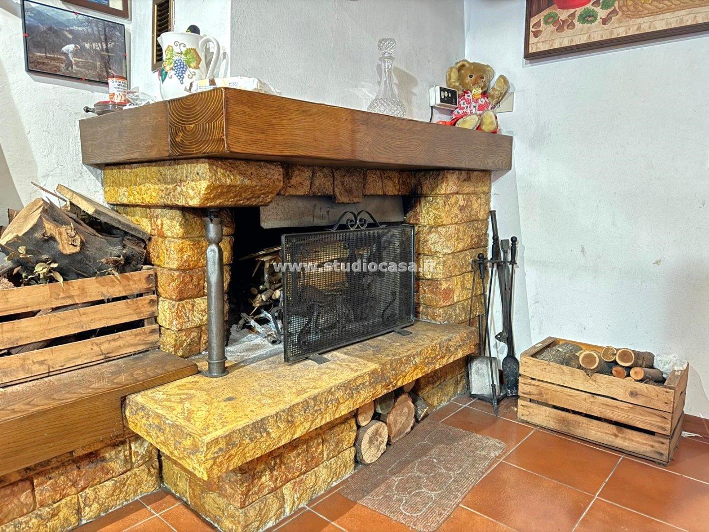 Terratetto in vendita a Vallarsa