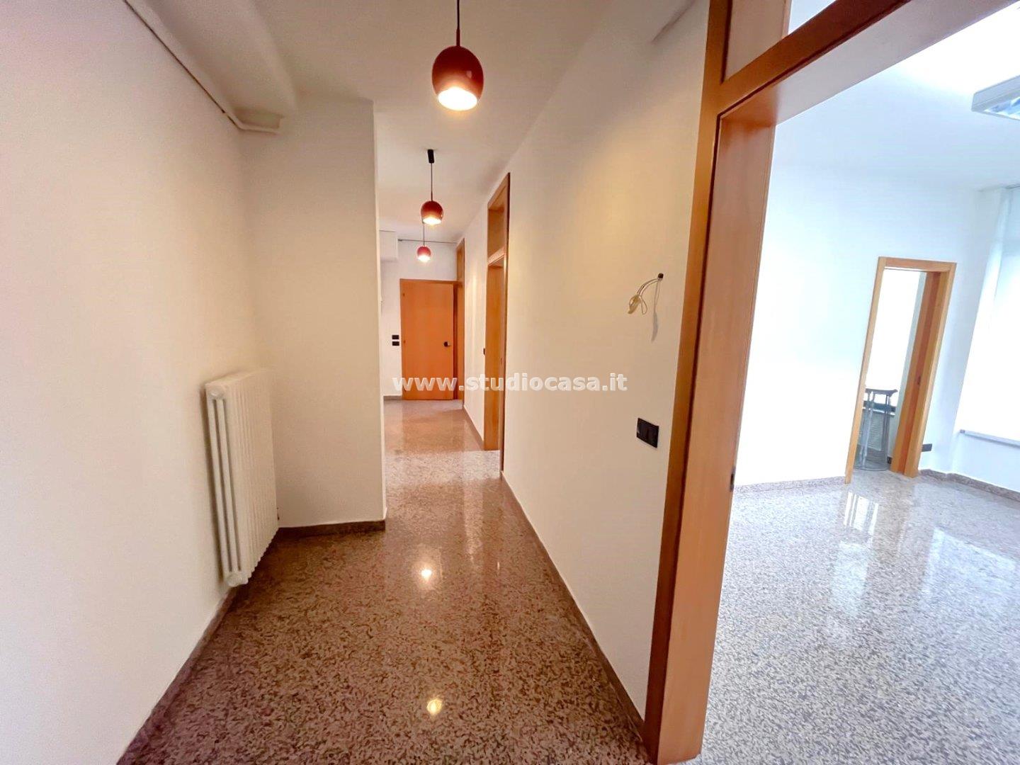 Studio in affitto a Rovereto