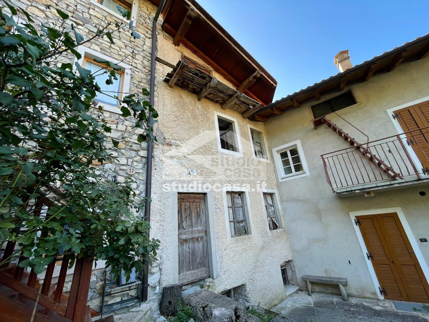 Casa Rustica in vendita a Rovereto