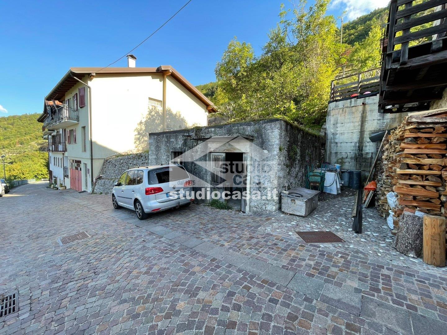 Casa Rustica in vendita a Rovereto