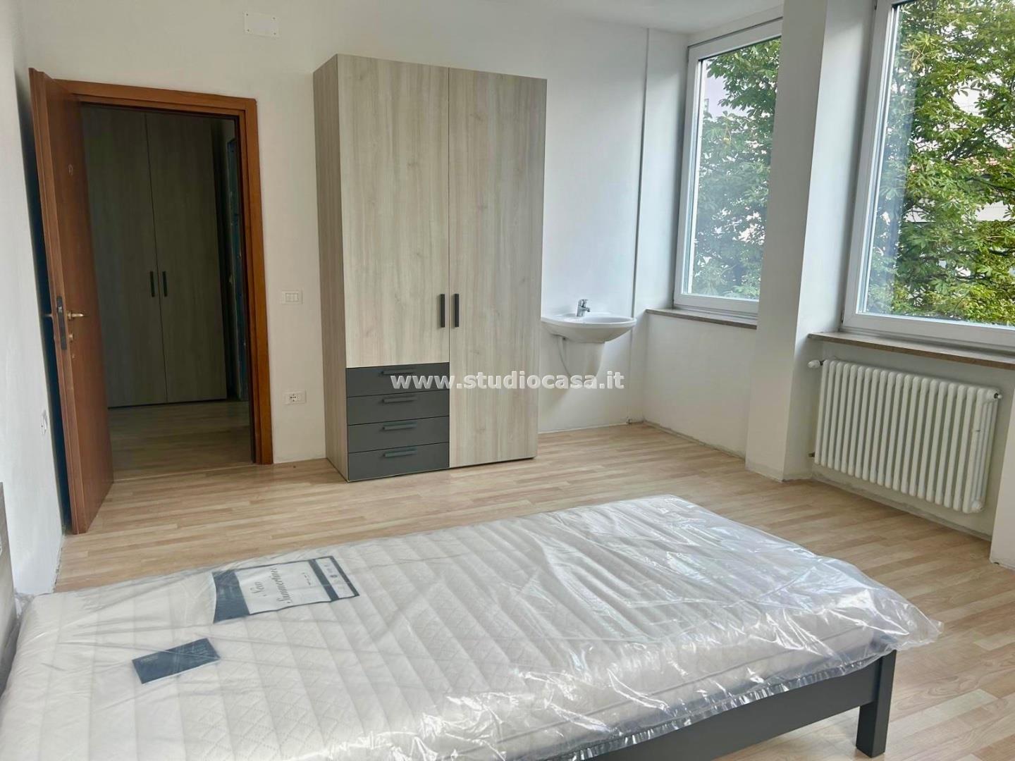 Stanza in Appartamento in affitto a Rovereto