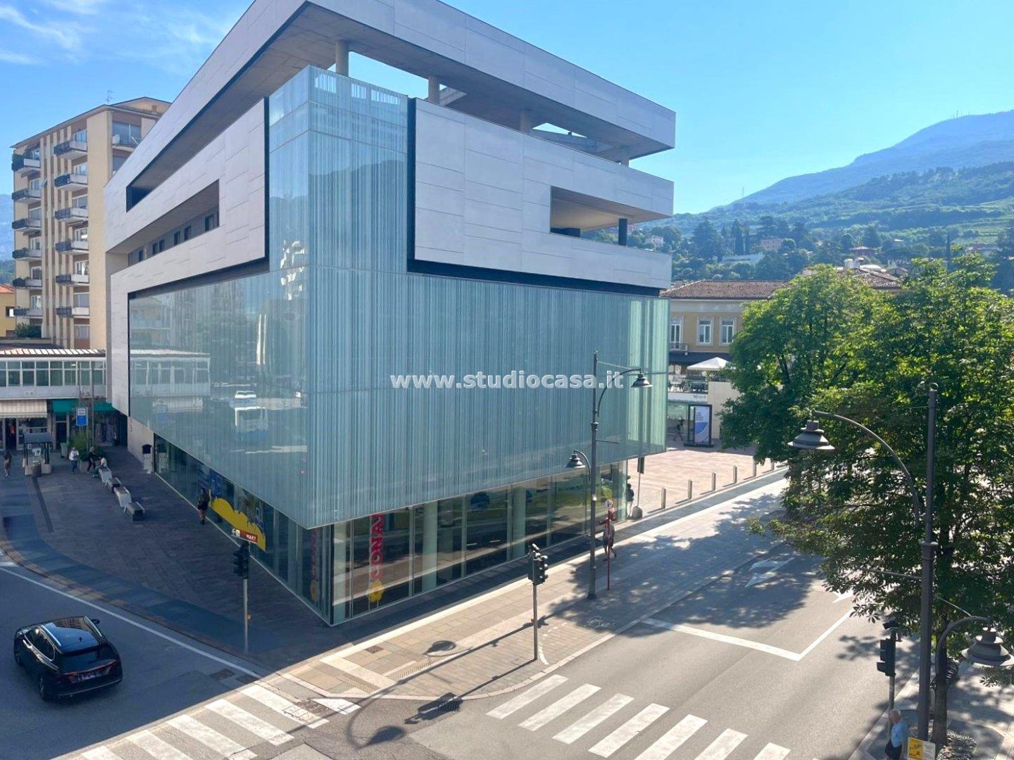 Stanza in Appartamento in affitto a Rovereto