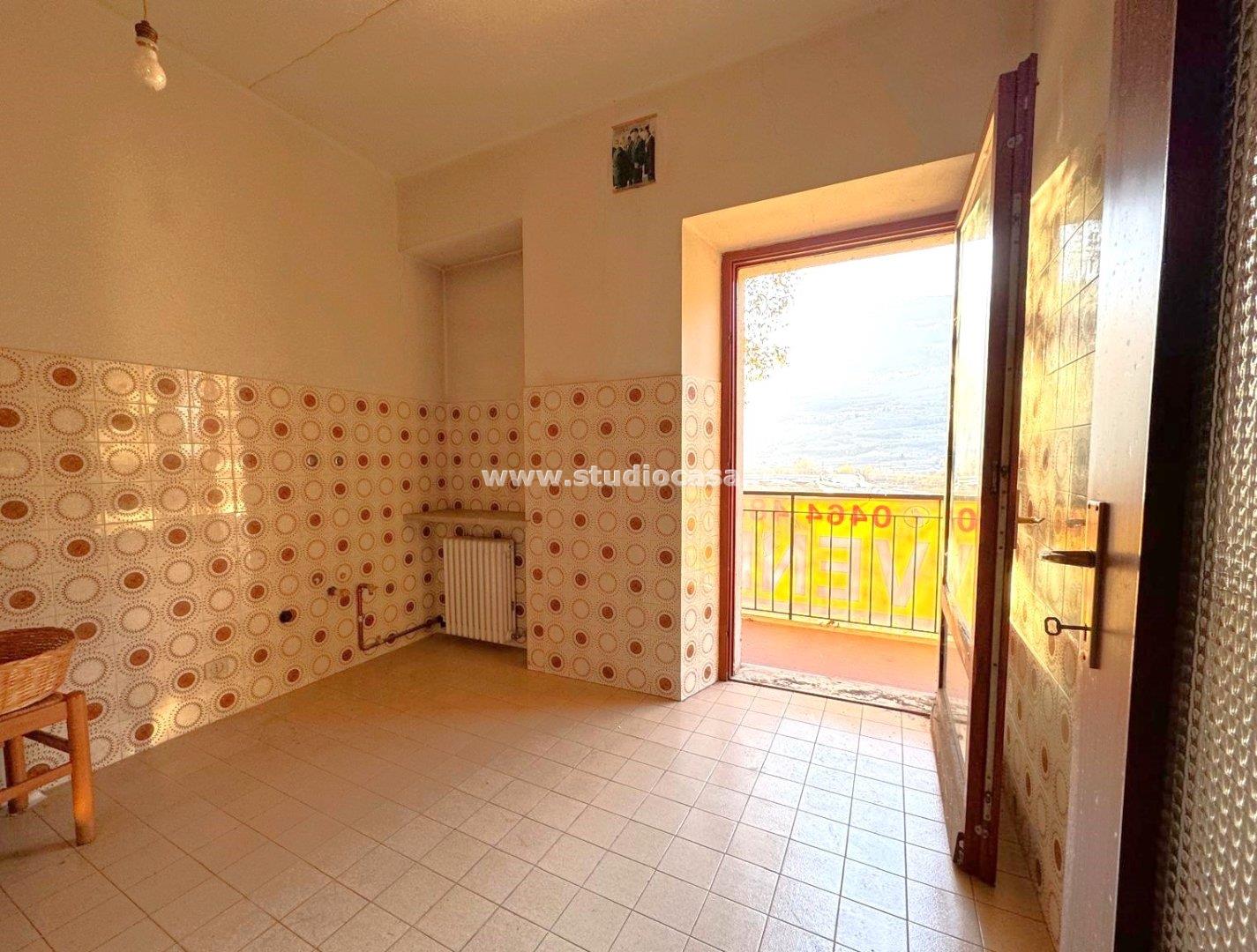 Appartamento in vendita a Rovereto