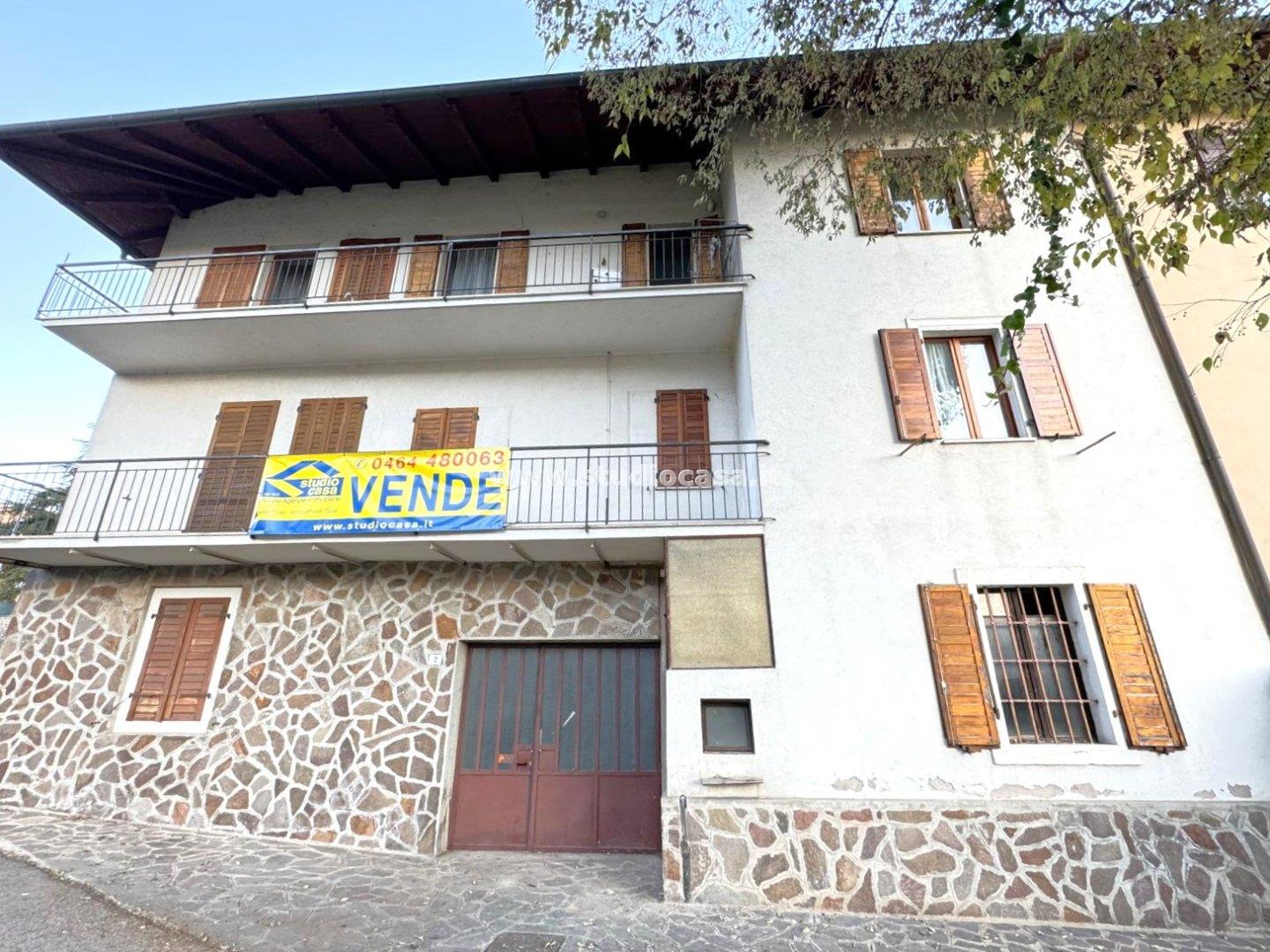Appartamento in vendita a Rovereto