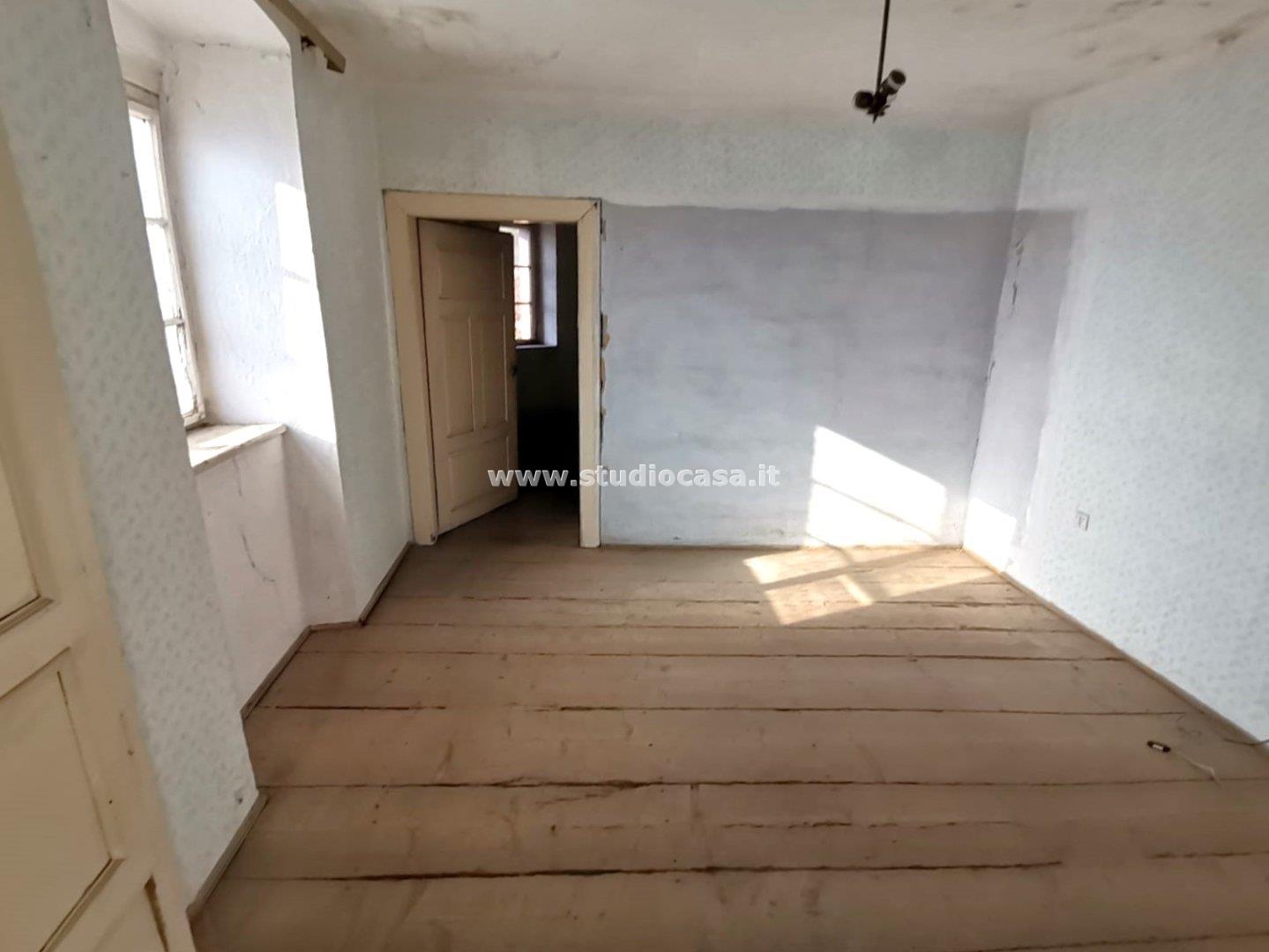Casa Plurifamiliare in vendita a Rovereto