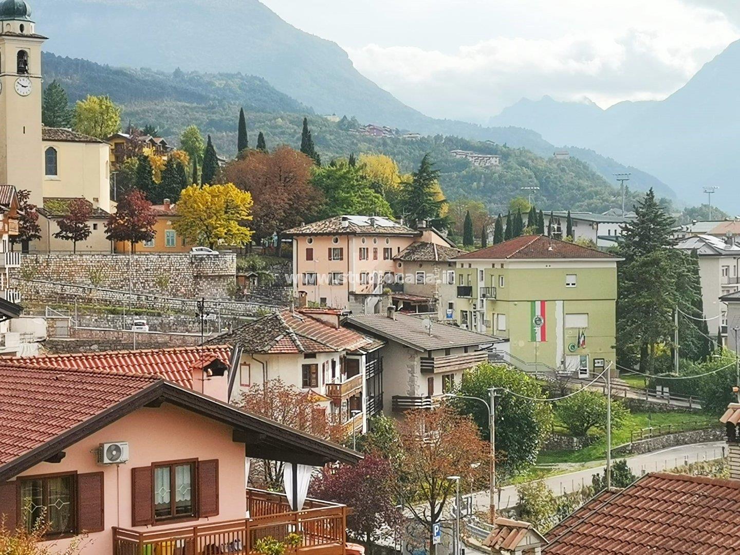 Casa Plurifamiliare in vendita a Rovereto