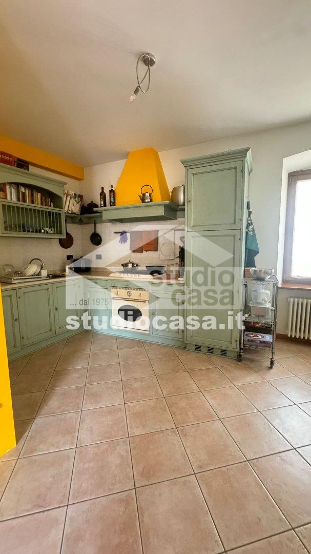 Appartamento in vendita a Besenello