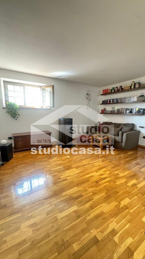 Appartamento in vendita a Besenello