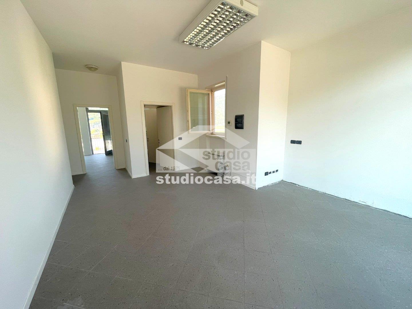 Ufficio in vendita a Volano