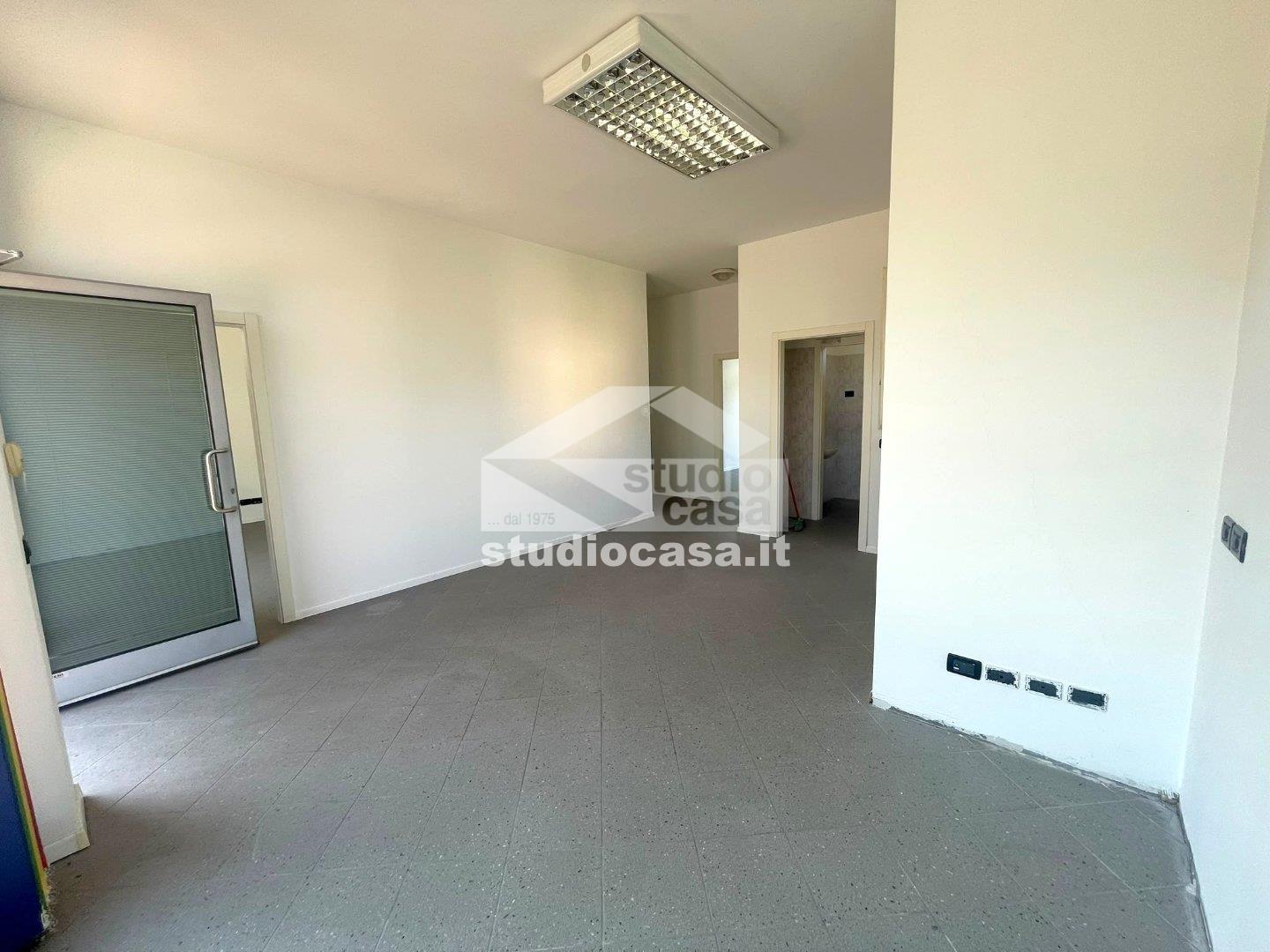 Ufficio in vendita a Volano