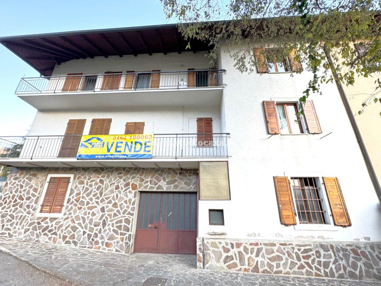 Appartamento in vendita a Rovereto