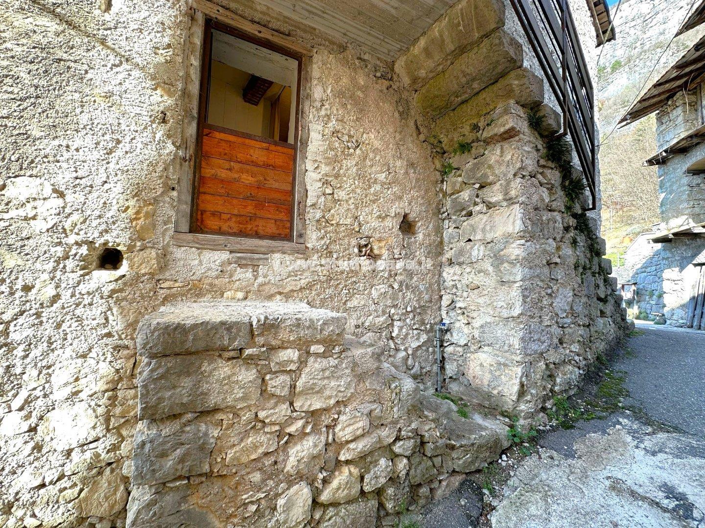 Terratetto in vendita a Terragnolo