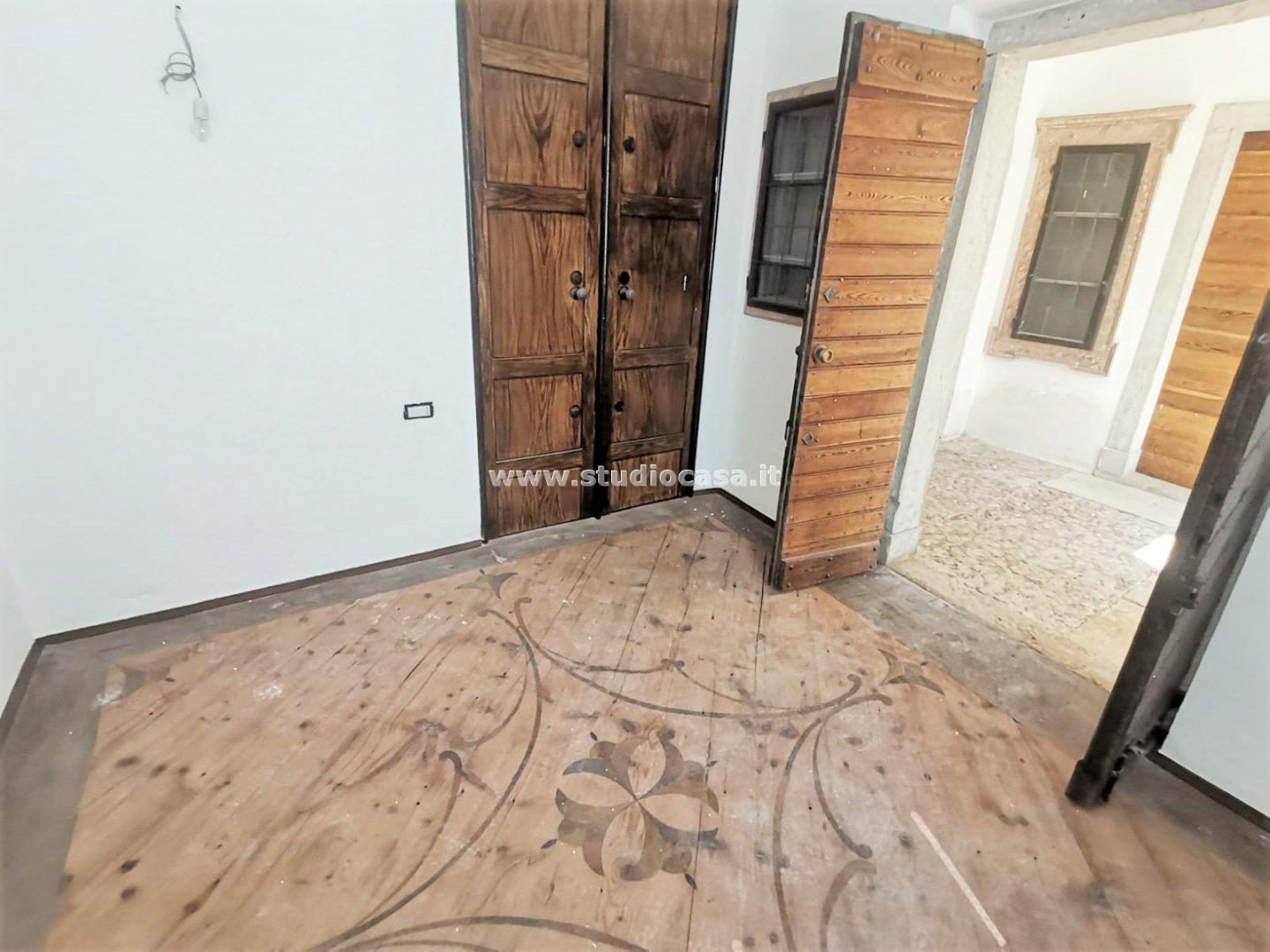 Appartamento in vendita a Rovereto