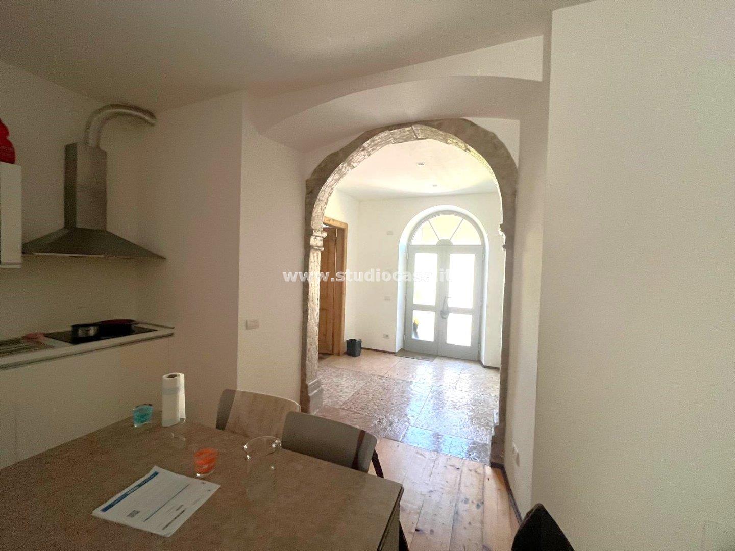Stanza in Appartamento in affitto a Rovereto